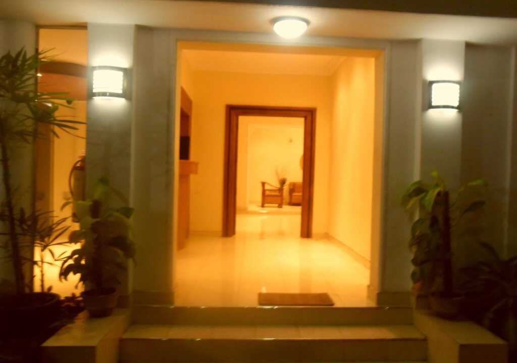 Гора Lavinia: Yoho Zion Inn