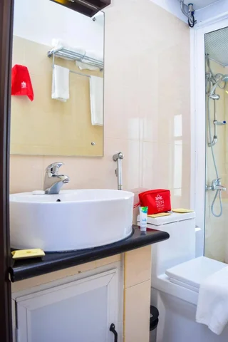 Коломбо: ZEN Premium Upatissa Road