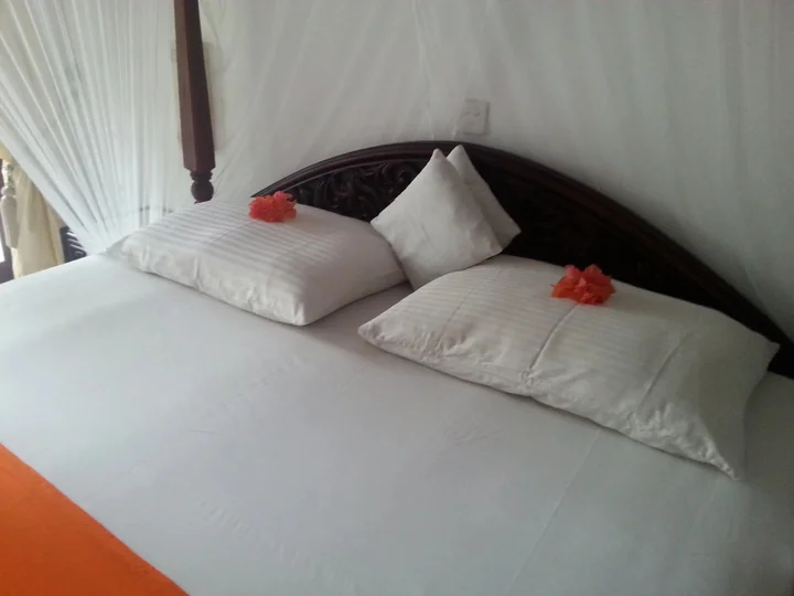 Диквелла: Austrian Beach Resort