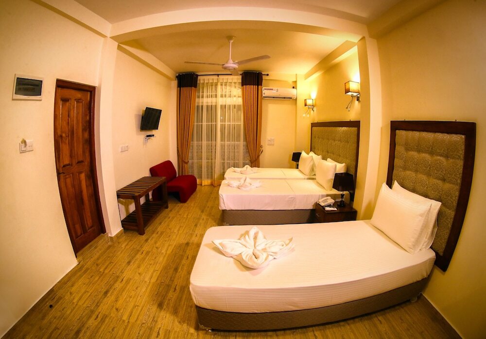 Канди: Grand Orchid Residence
