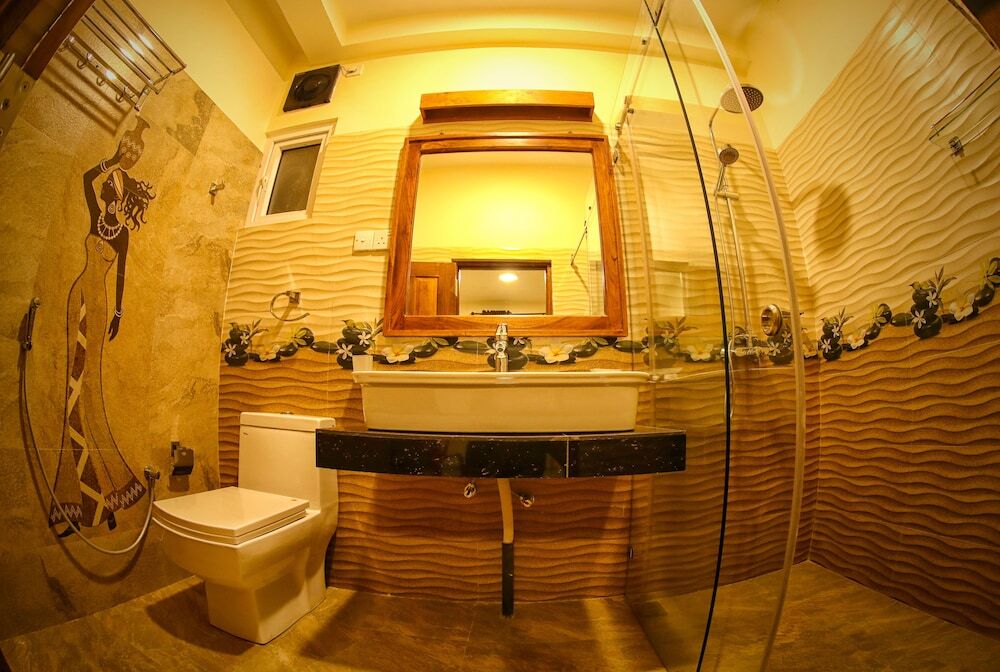 Канди: Grand Orchid Residence