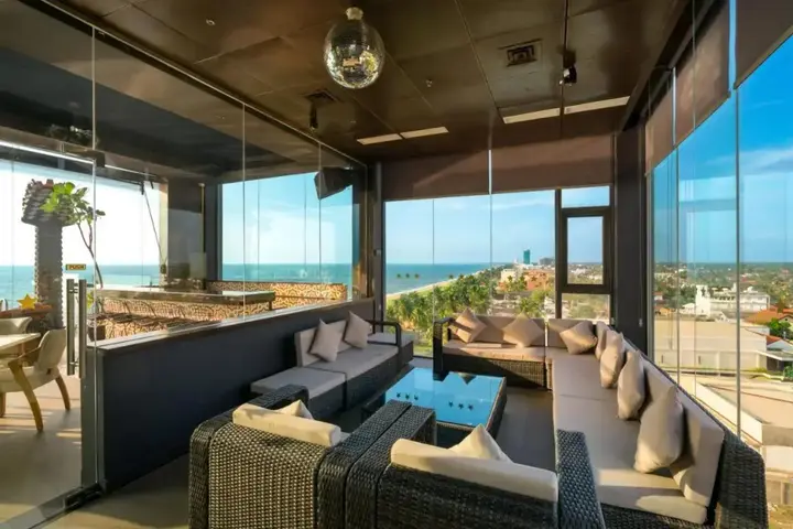 Негомбо: Rainbow Beach Hotel