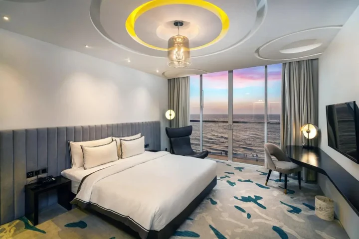 Негомбо: Rainbow Beach Hotel