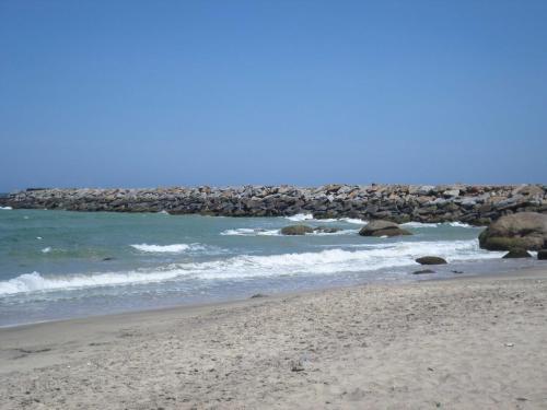 Киринда: Kirinda Beach Front Hotel