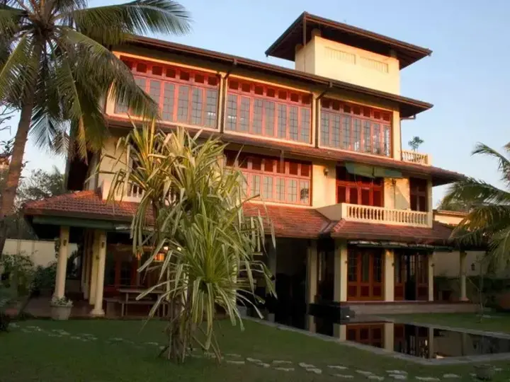 Гора Lavinia: Mount Lavinia House