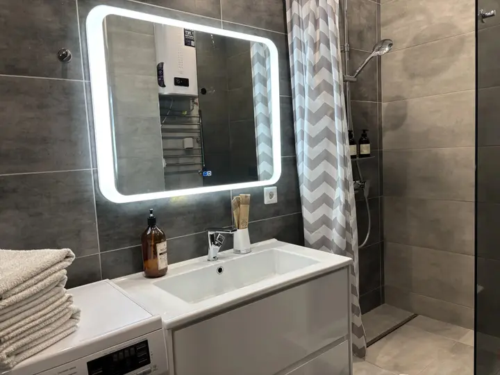 Уфа: Трехкомнатная Квартира LOFT ТЦ Планета