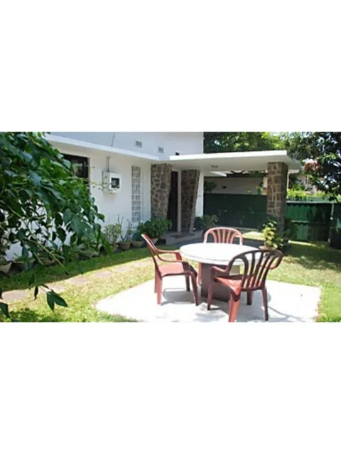 Гора Lavinia: Vista Mount Lavinia Homestay