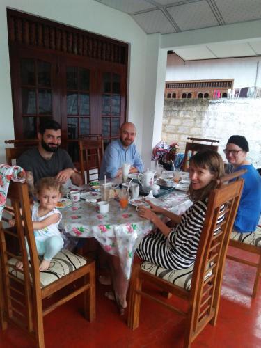 Мирисса: Inuja Guest