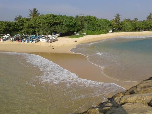 Ахангама: Star Light Beach