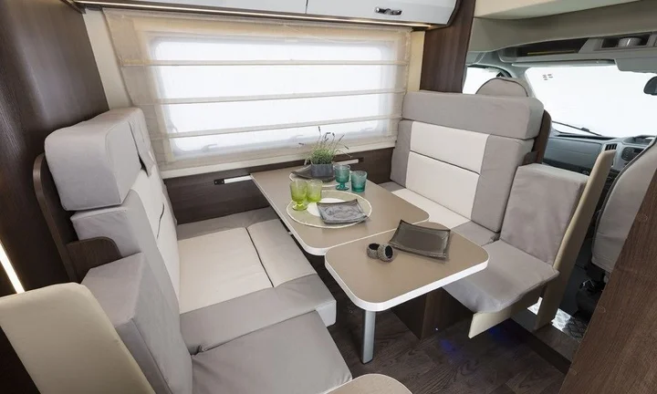 Коломбо: Go Outdoors Motor Home - Caravan Park