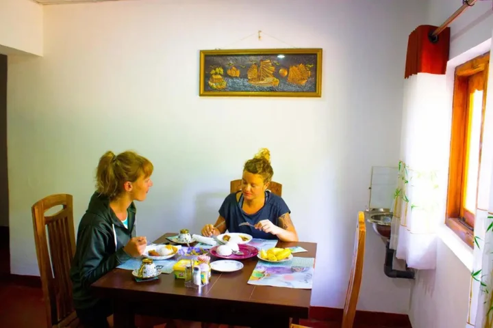 Элла: Ella My Inn