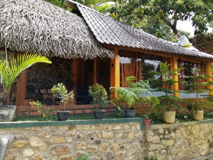 Элла: Mc Queen Homestay