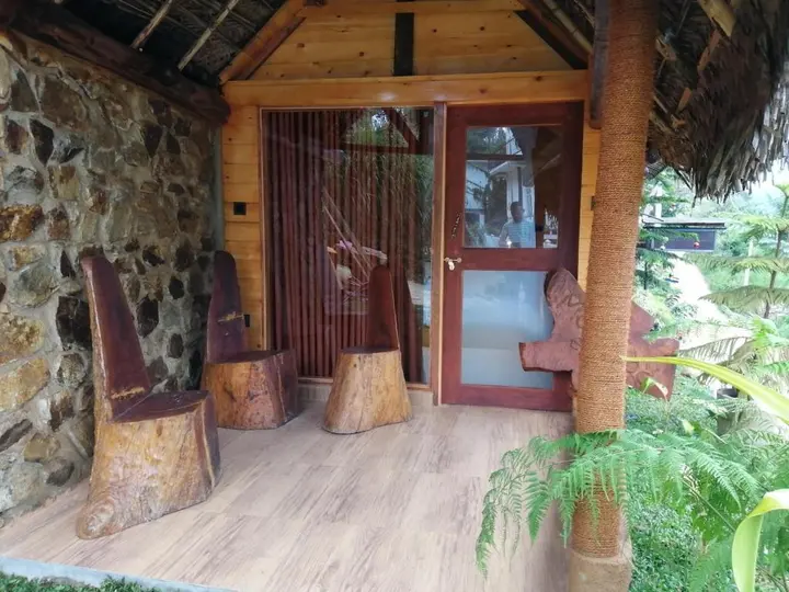 Элла: Mc Queen Homestay