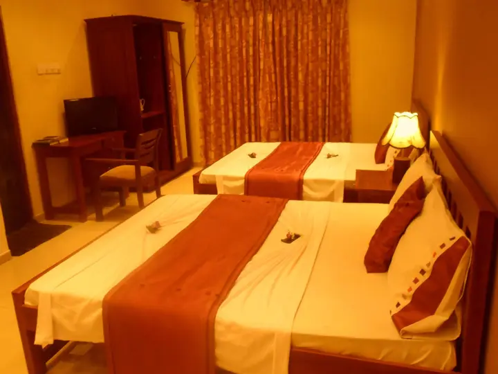Гора Lavinia: Zion Inn 1343