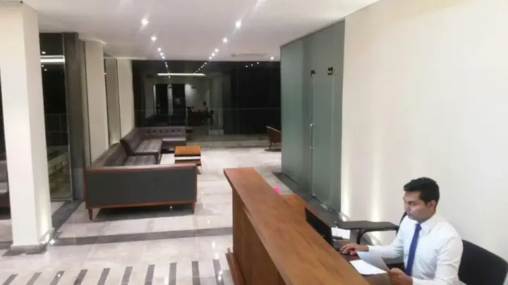 Канди: Oak Ray Heritage Hotel