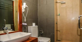 Канди: Oak Ray Heritage Hotel