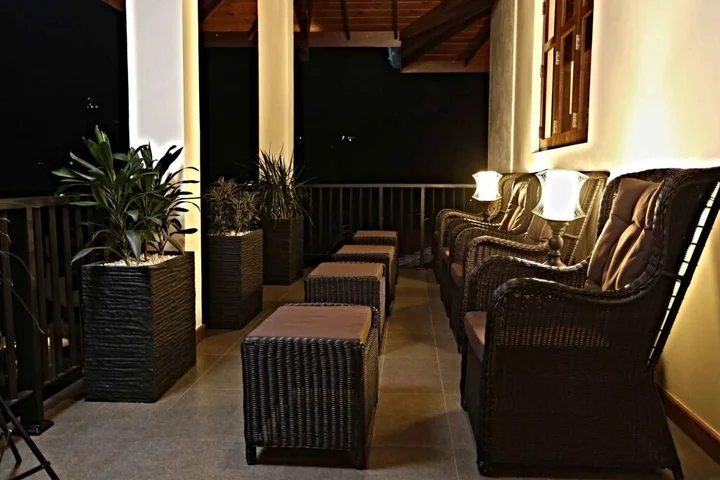 Канди: Rivora Residence
