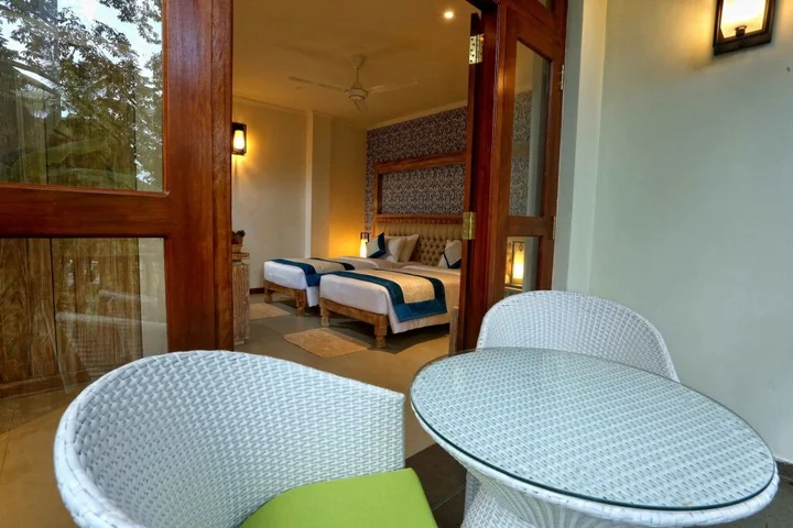 Канди: Rivora Residence