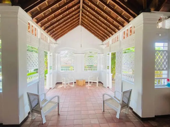 Тангалла: colonial bungalow