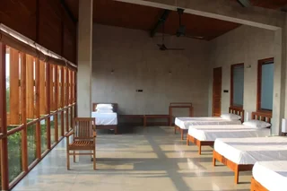 Киринда: Tree Tops Yala