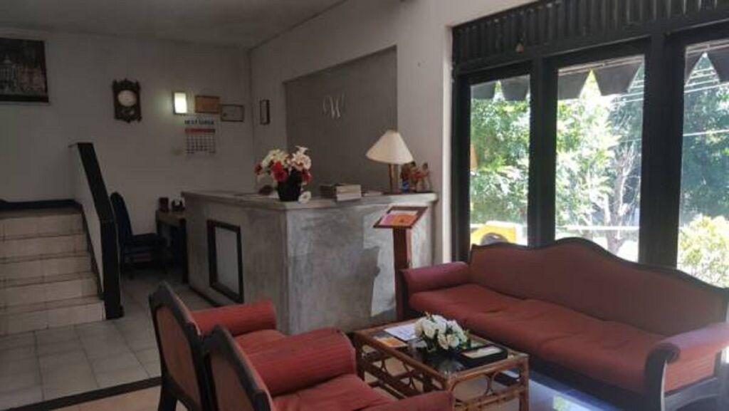 Канди: Water Front Hotel Kandy