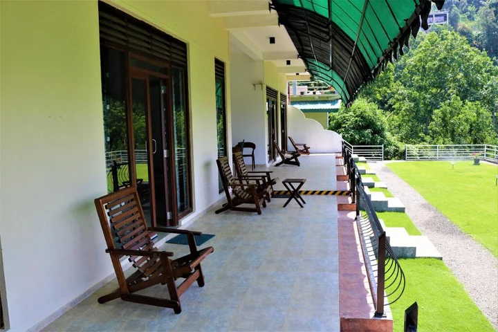 Элла: Ellas Edge Resort