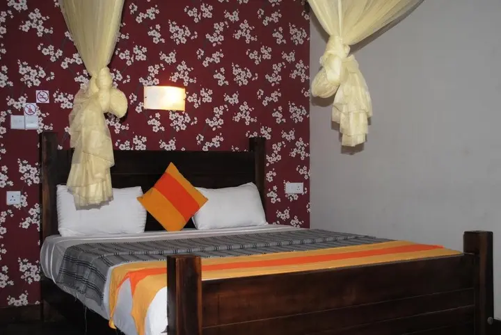 Элла: Yoho Rathmal Hotel