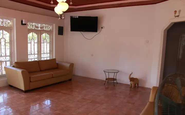 Мирисса: Traveller's Lodge