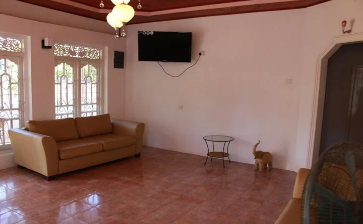 Мирисса: Traveller's Lodge