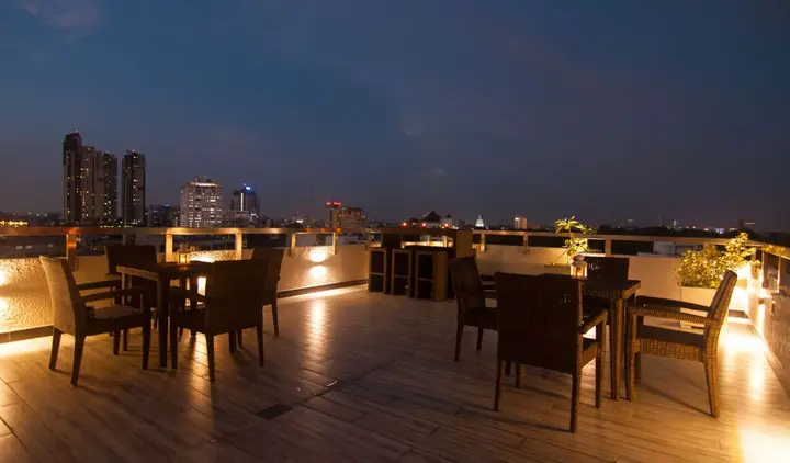 Коломбо: Rococo Residence