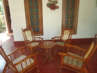 Валгама: Nishan Surf Inn