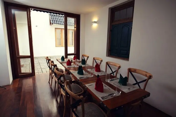 Коломбо: Amaloh Colombo