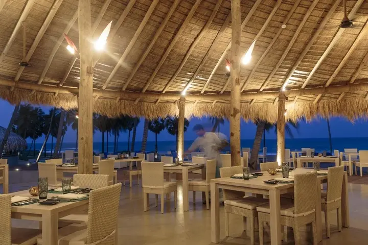 Аругам-Бэй: Jetwing Surf & Safari, A Luxury Reserve