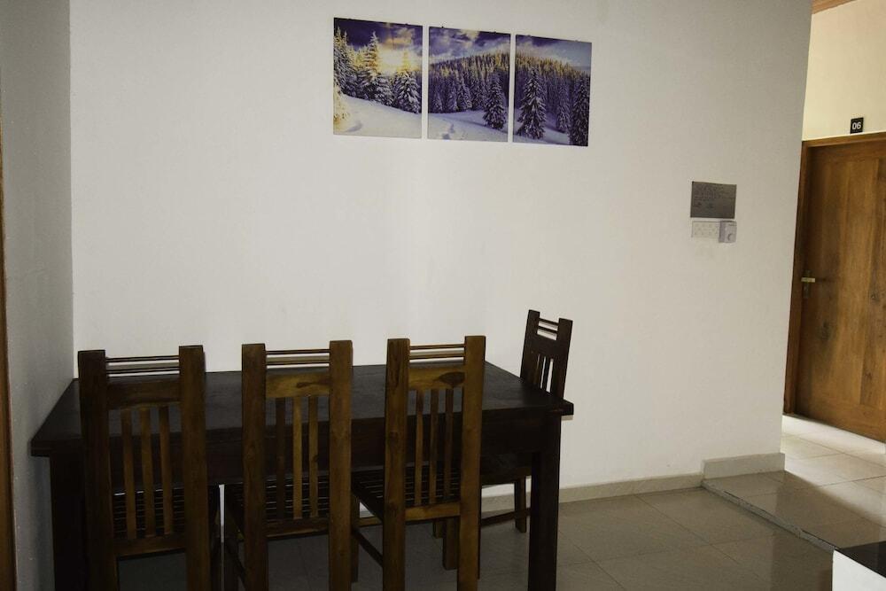 Коломбо: Yoho Regent Hotel Colombo 06