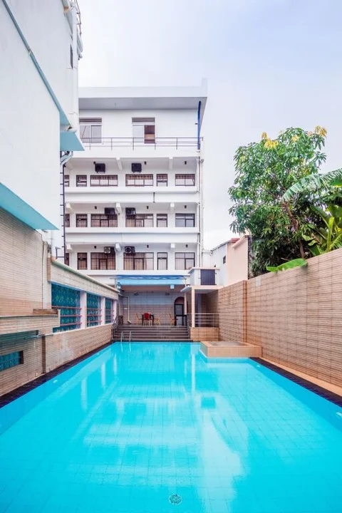Гора Lavinia: Ceylon City Hotel Mt Lavinia