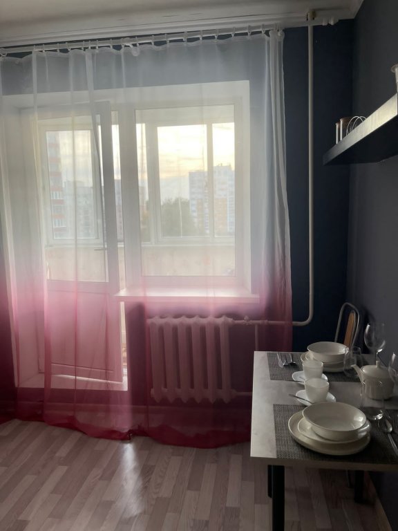 Уфа: Апартаменты 8 марта 34 Колосс