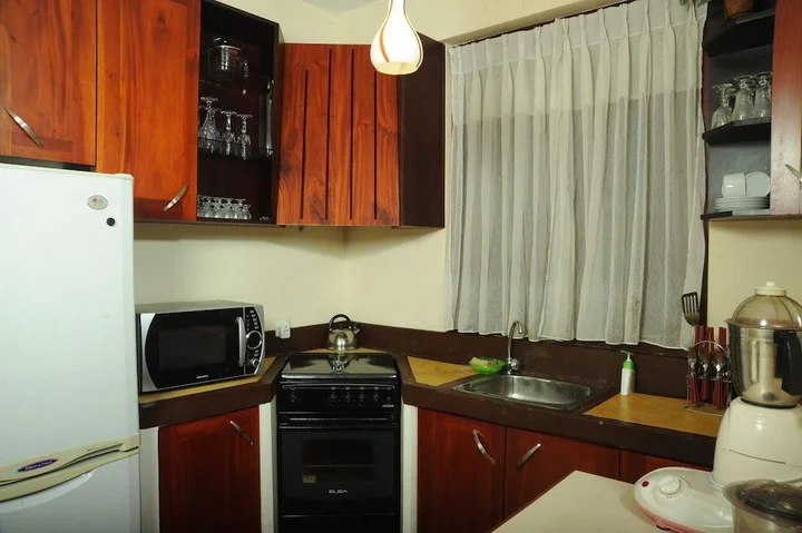 Гора Lavinia: The Prestige Court Residence