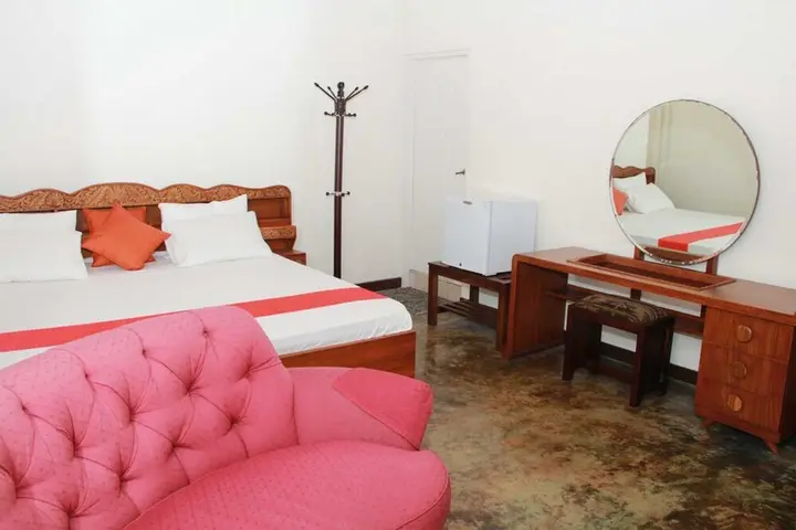 Гора Lavinia: The Prestige Court Residence