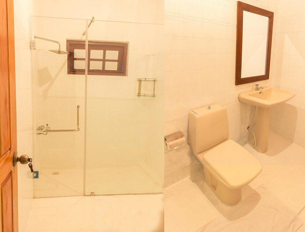 Коломбо: Blue Sky Holiday Hotel