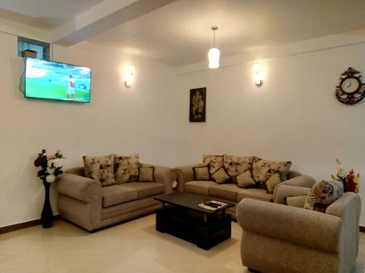 Хаттон: Kin Rock Bungalow