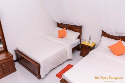 Хаттон: Kin Rock Bungalow
