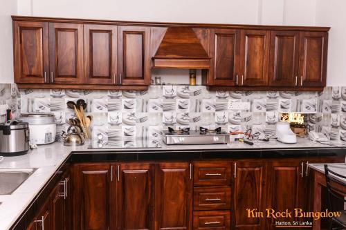 Хаттон: Kin Rock Bungalow