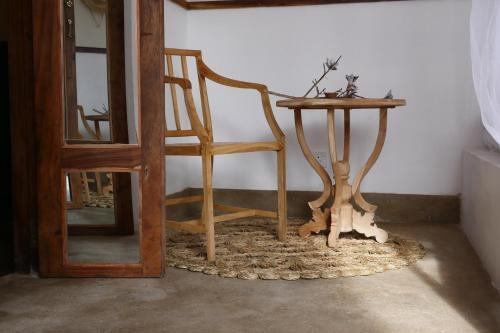 Ахангама: The Nuga House
