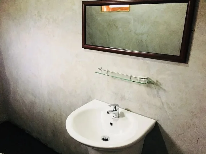 Канди: RiverView Lodge