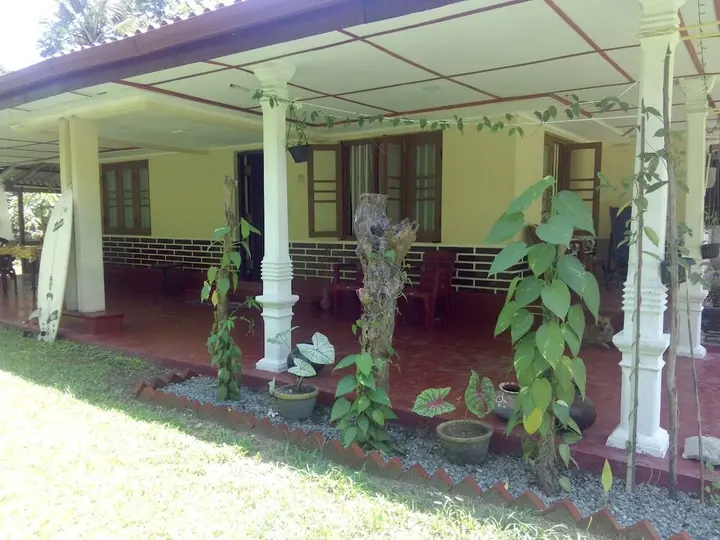 Ахангама: Dreams Garden Surf Lodge