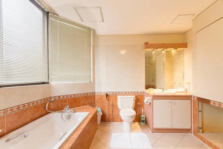 Коломбо: Crescat Apartments Colombo