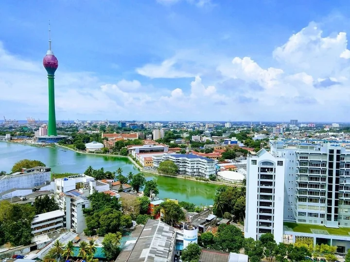 Коломбо: Crescat Apartments Colombo