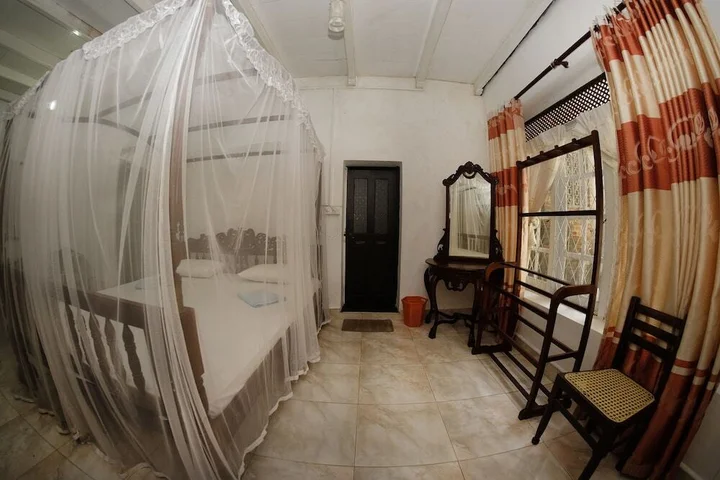 Унаватуна: Home Stay Strand