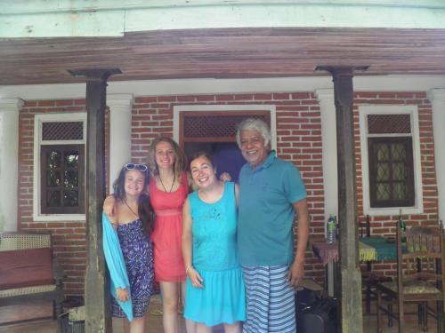 Унаватуна: Home Stay Strand