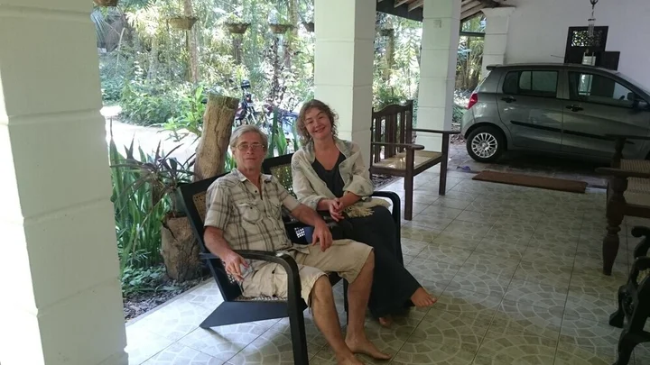 Унаватуна: Home Stay Strand